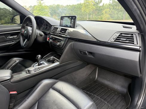 Used 2015 BMW M3 image 23