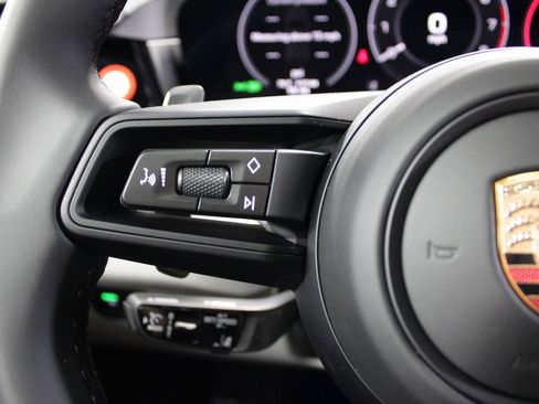 New 2026 Porsche Cayenne image 27