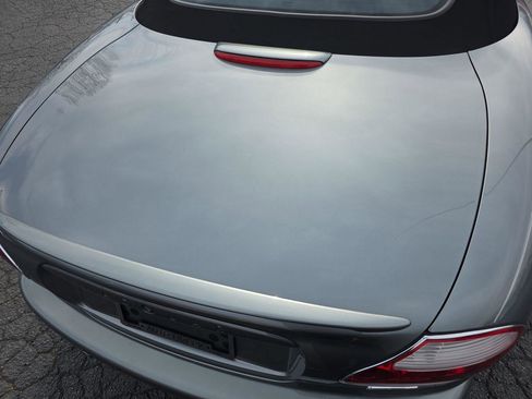 Used 2004 Jaguar XK8 Convertible image 42