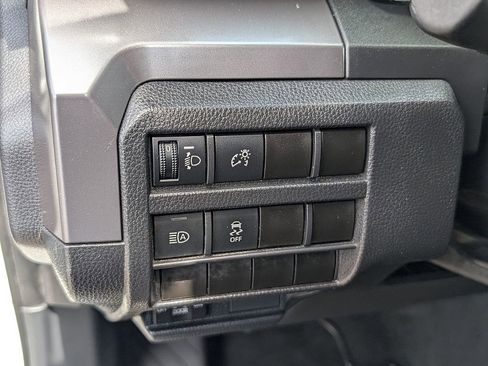 Used 2025 Toyota Tacoma TRD Off-Road AWD/4WD image 29