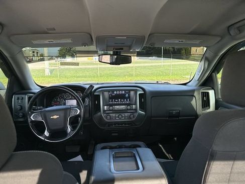 Used 2018 Chevrolet Silverado 1500 LT w/ All Star Edition AWD/4WD image 28