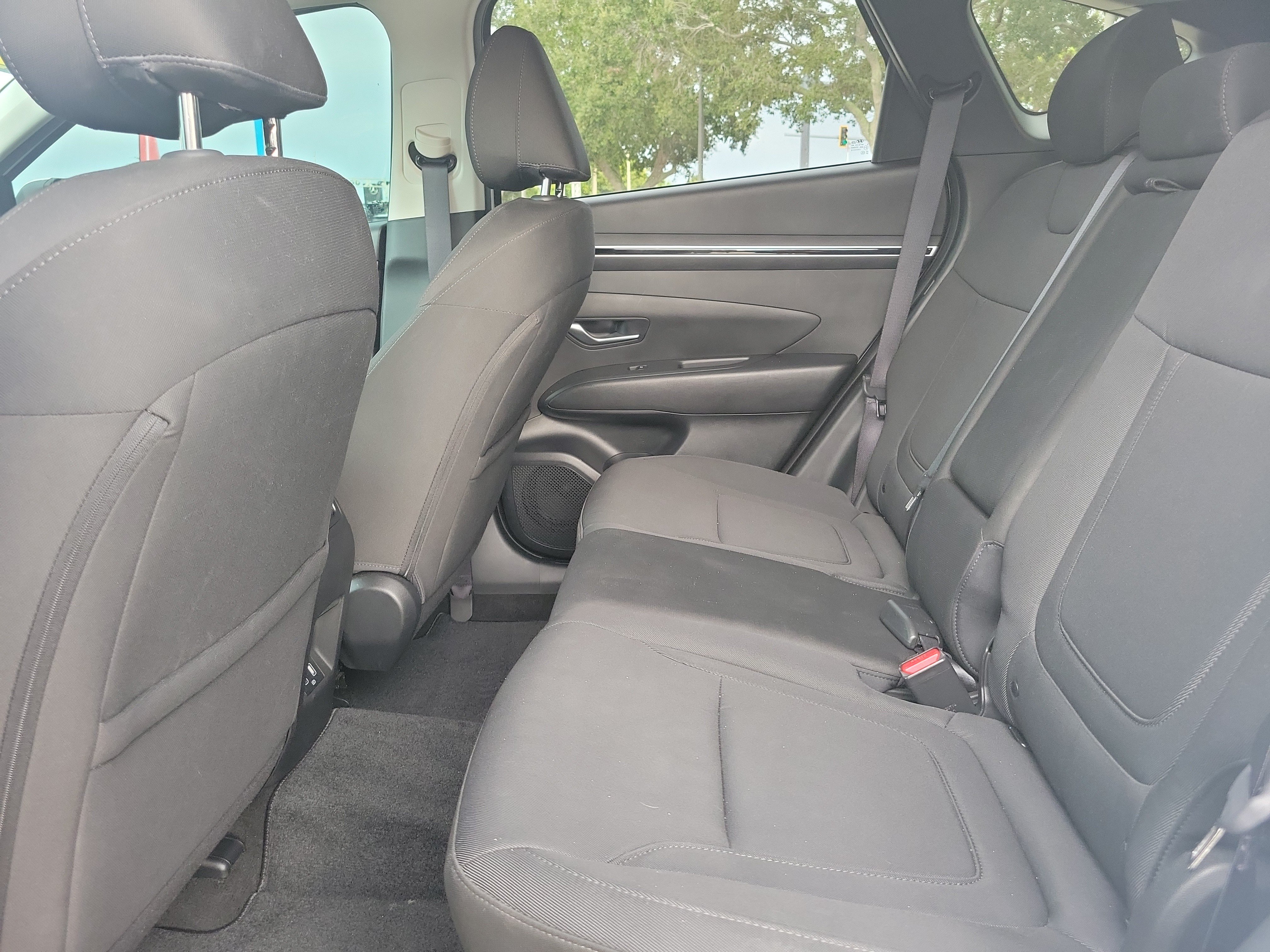 Used 2022 Hyundai Tucson SEL w/ Cargo Package FWD image 8