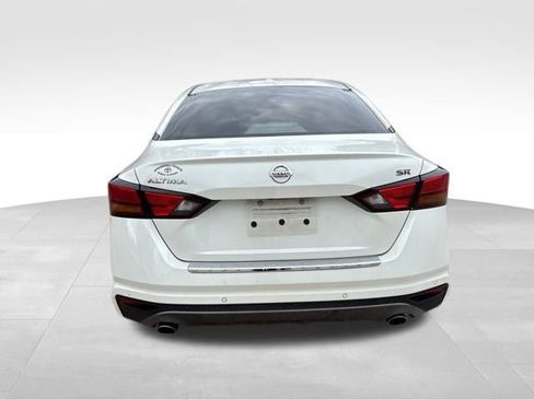 Used 2021 Nissan Altima 2.5 SR image 9