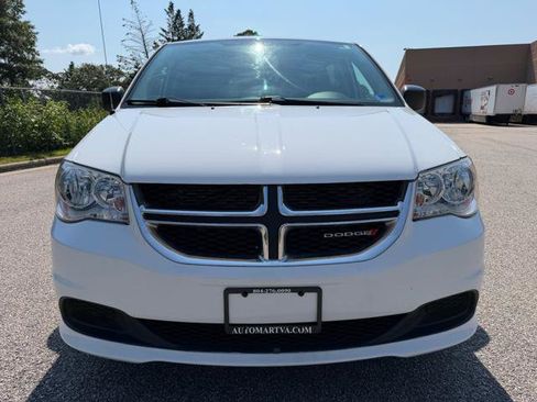 Used 2017 Dodge Grand Caravan SE w/ Power Window Group FWD image 2