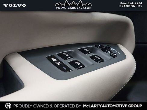 New 2026 Volvo XC90 B6 Plus w/ Protection Package Premier image 10
