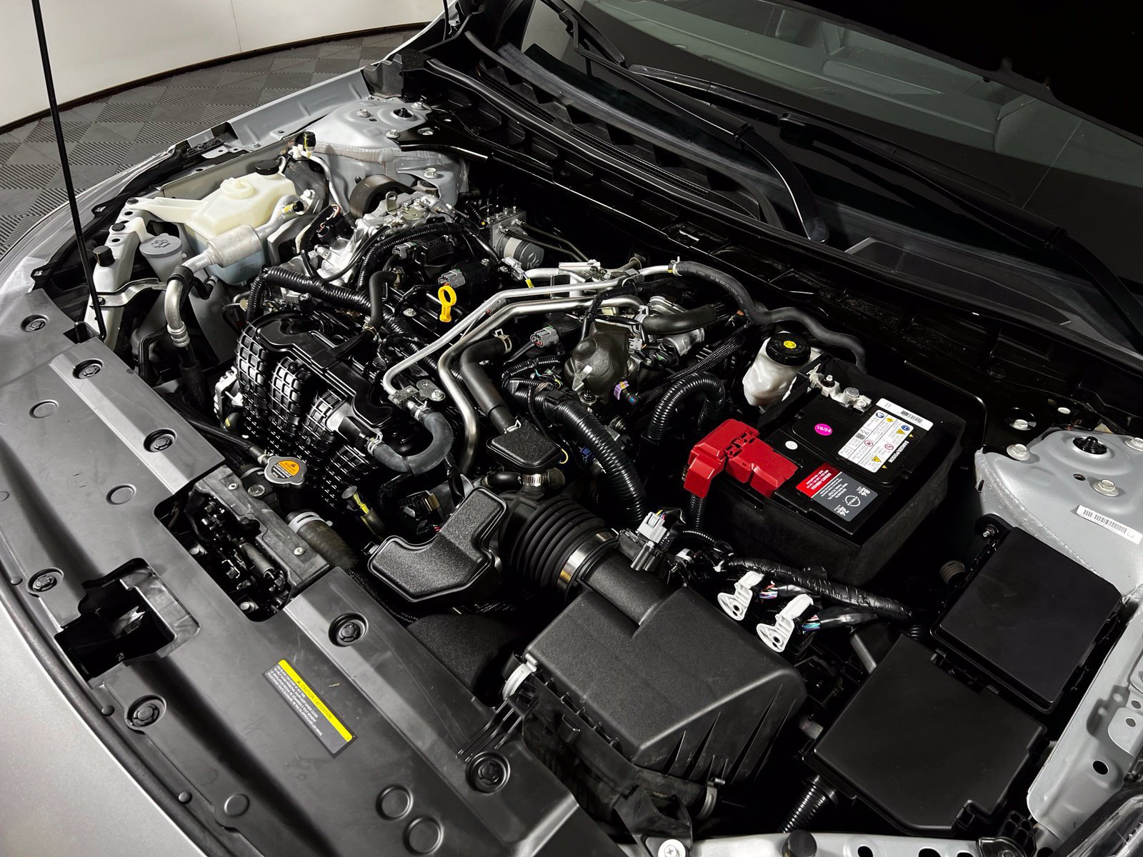 Used 2024 Nissan Altima 2.5 SR w/ SR Premium Package FWD image 11