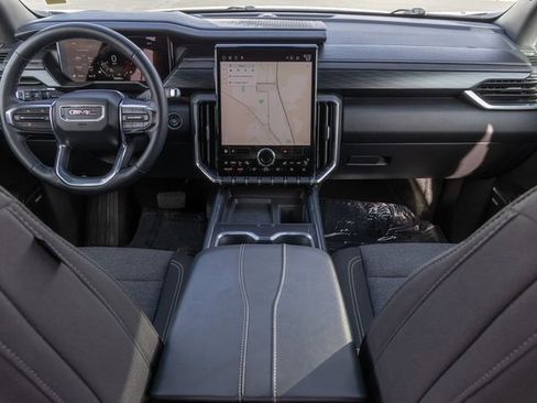 Used 2025 GMC Acadia Elevation image 22