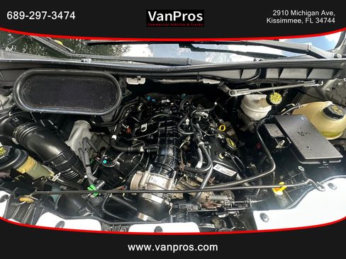 Used 2018 Ford Transit 250 130 Low Roof RWD image 16