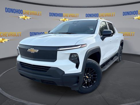 Used 2024 Chevrolet Silverado EV W/T image 4