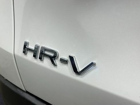 New 2026 Honda HR-V LX image 6