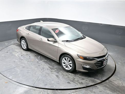 Used 2025 Chevrolet Malibu LT FWD image 40