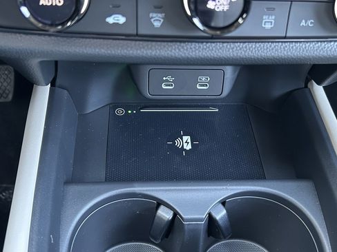 New 2026 Honda HR-V LX image 24