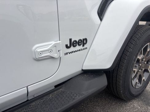 New 2026 Jeep Wrangler Sahara image 5