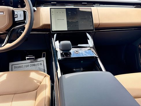 New 2026 Land Rover Range Rover Sport Dynamic SE AWD/4WD image 19