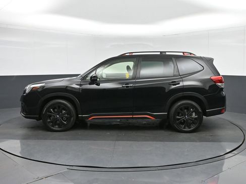 Used 2023 Subaru Forester Sport image 4