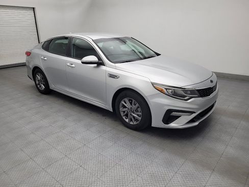 Used 2019 Kia Optima LX FWD image 11