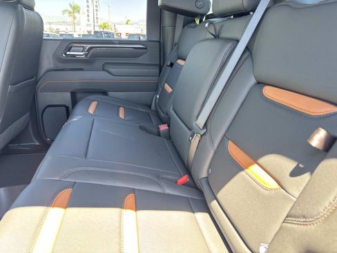 New 2026 GMC Sierra 2500 AT4 w/ AT4 Premium Plus Package AWD/4WD image 25