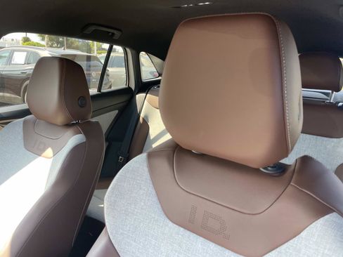 Certified 2023 Volkswagen ID.4 Pro RWD image 21