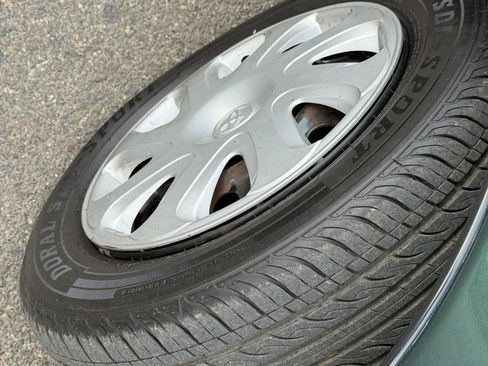 Used 2002 Toyota Corolla LE image 14