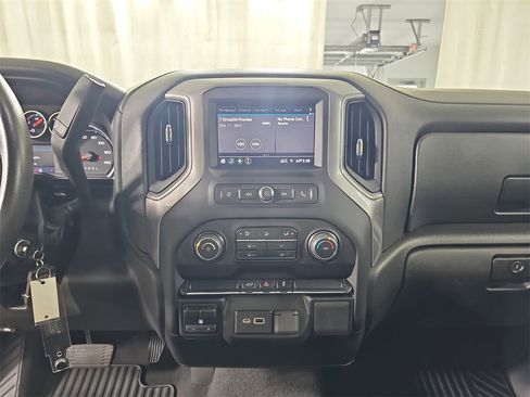 Certified 2022 Chevrolet Silverado 2500 Custom w/ Custom Value Package image 25