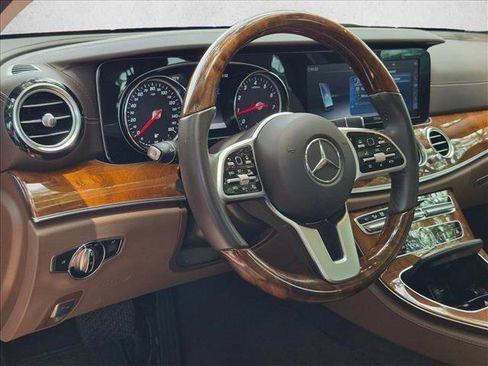 Used 2019 Mercedes-Benz E 450 4MATIC Wagon image 3