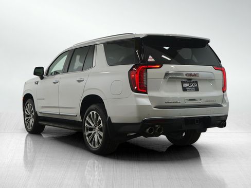 Used 2021 GMC Yukon Denali image 3