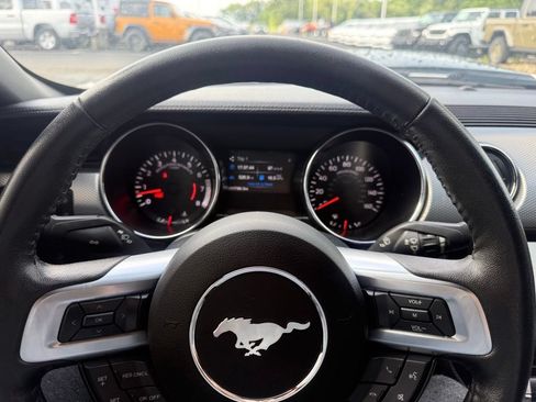 Used 2017 Ford Mustang GT Premium RWD image 20