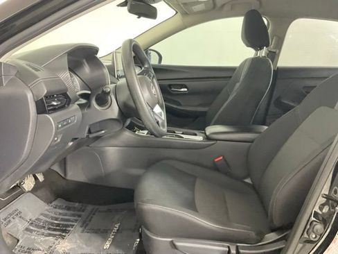 Used 2024 Nissan Sentra SV FWD image 10