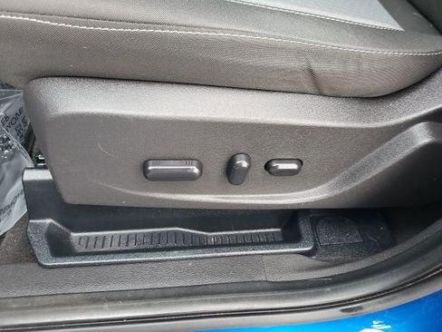 Used 2017 Ford Escape SE w/ Equipment Group 201A image 12