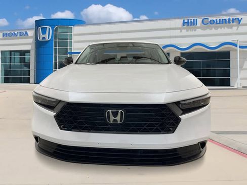 New 2025 Honda Accord SE image 8