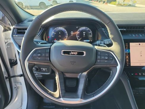 New 2026 Jeep Grand Cherokee Limited w/ Limited Altitude Package image 21