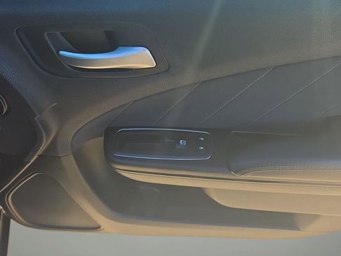Used 2019 Dodge Charger SXT image 67