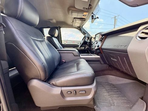 Used 2016 Ford F350 Lariat AWD/4WD image 22