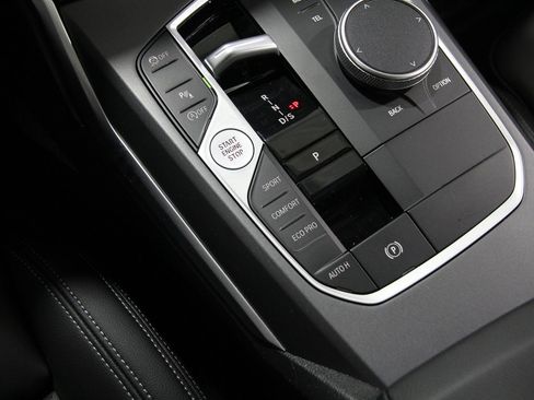 Certified 2025 BMW 230i xDrive 230i xDrive w/ Convenience Package image 15