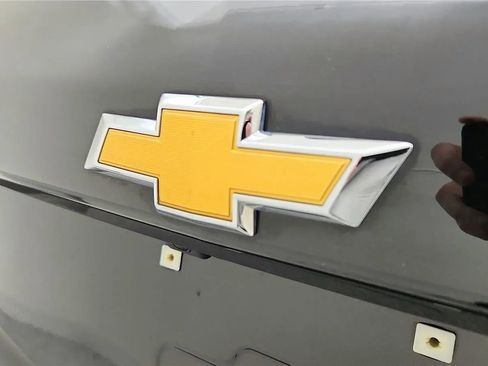 Used 2024 Chevrolet Equinox LT w/ LPO, Floor Liner Package image 16