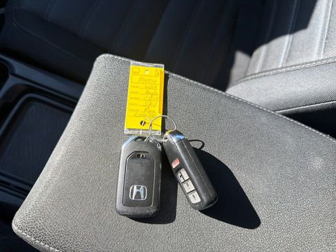 Used 2019 Honda CR-V EX image 27