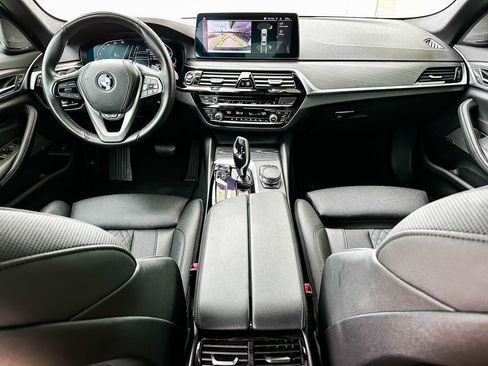 Certified 2022 BMW 530i w/ Premium Package image 27