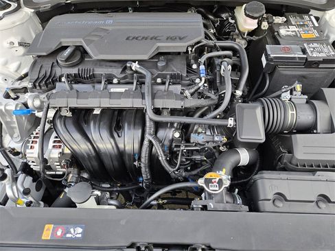 New 2025 Kia K4 GT-Line image 21