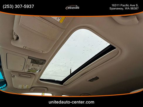 Used 2010 Subaru Outback 2.5i Premium image 12