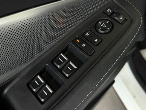 Used 2025 Acura MDX FWD w/ Technology Package image 12