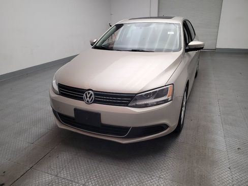 Used 2014 Volkswagen Jetta SE FWD image 15