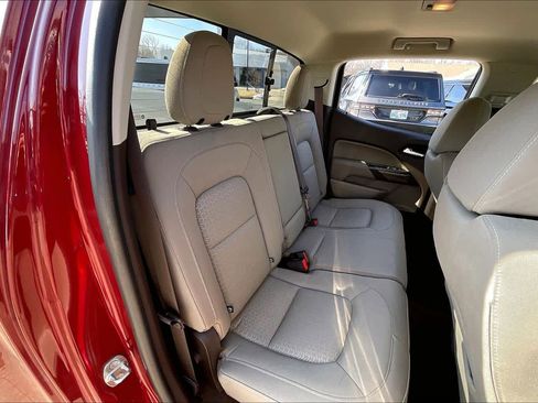 Used 2017 GMC Canyon SLE w/ SLE Convenience Package image 19