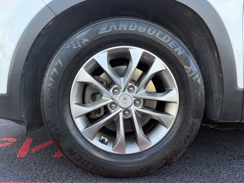 Used 2020 Hyundai Santa Fe SE w/ Cargo Package FWD image 44