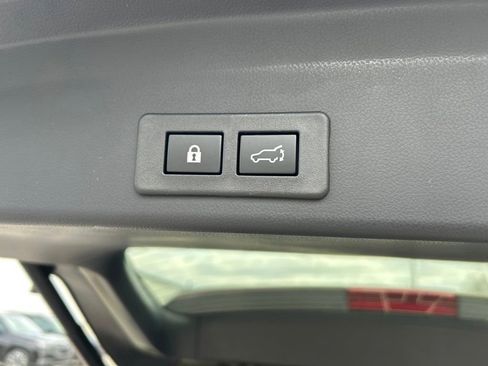 New 2026 Subaru Ascent Limited AWD/4WD image 19