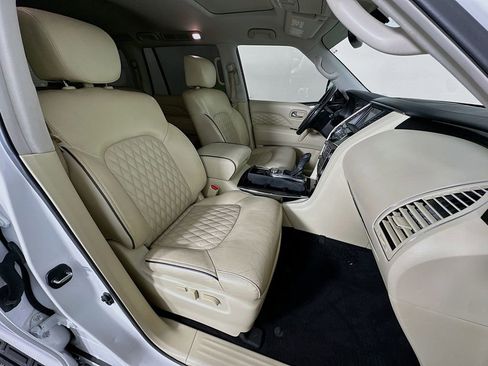 Used 2019 INFINITI QX80 Luxe w/ 22" Wheel Package AWD/4WD image 31