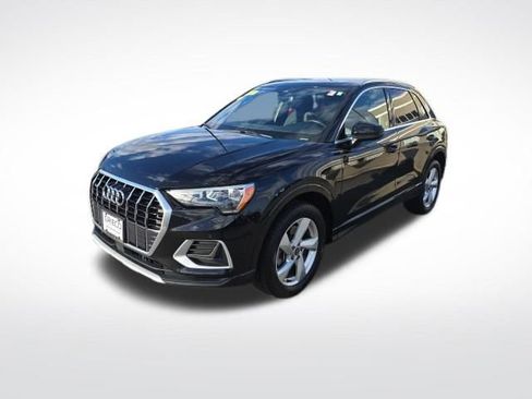 Used 2021 Audi Q3 2.0T Premium w/ Convenience Package image 3