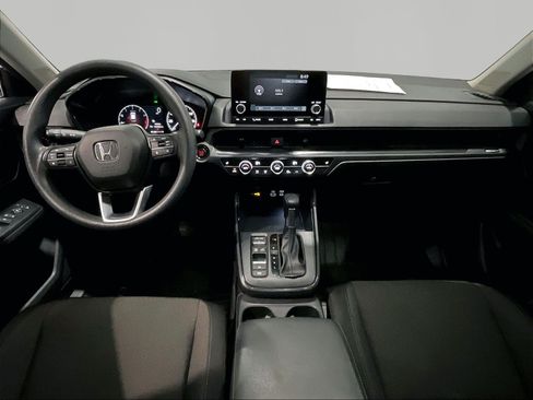 Used 2025 Honda CR-V EX image 7