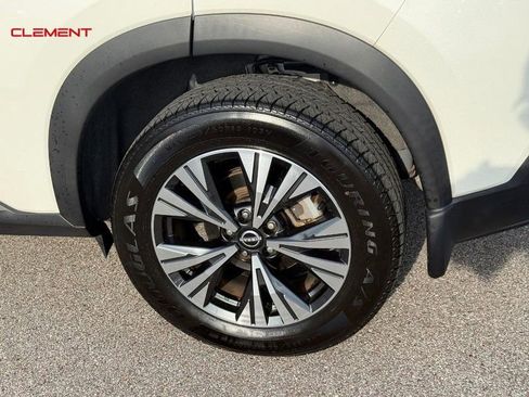Used 2023 Nissan Rogue SV FWD image 4
