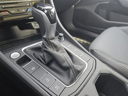 New 2026 Volkswagen Jetta SEL image 16