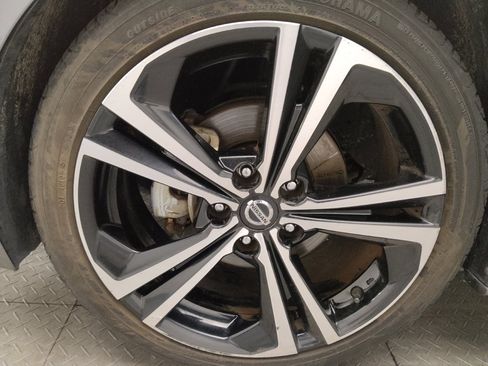 Used 2021 Nissan Sentra SR FWD image 31